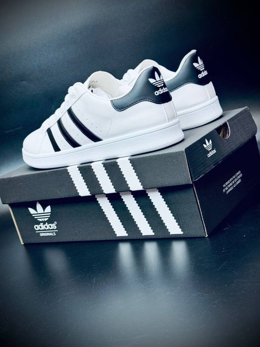 Мужские белые леьние кроссовки adidas Advantage Campus кросовки адидас кожаные чоловічі кросівки адідас кампус/кампусы