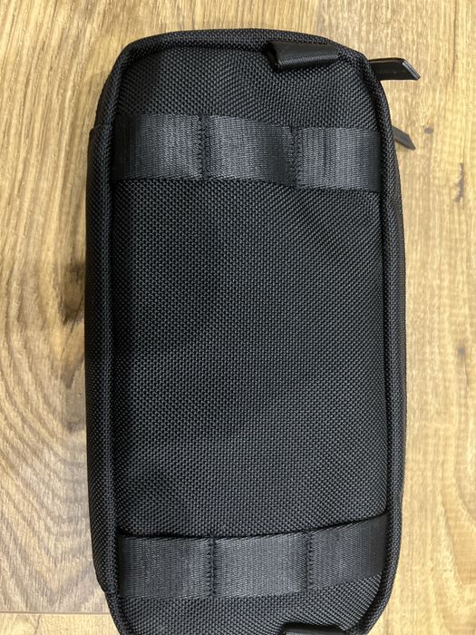 Rework Gear Reset mniejsza torebka sling