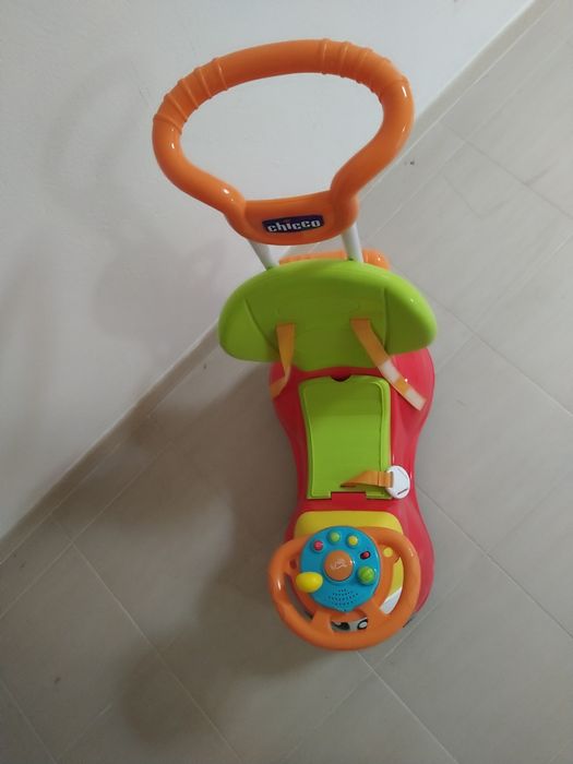 Chicco Andador Quattro Vermelho - 4 em 1