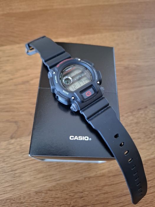 Zegarek CASIO G-SHOCK-DW-9052-1VER