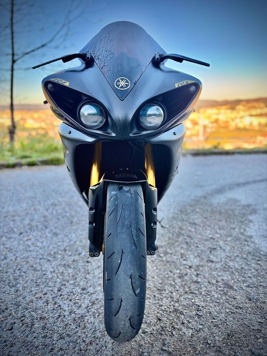 Yamaha R1 CrossPlane