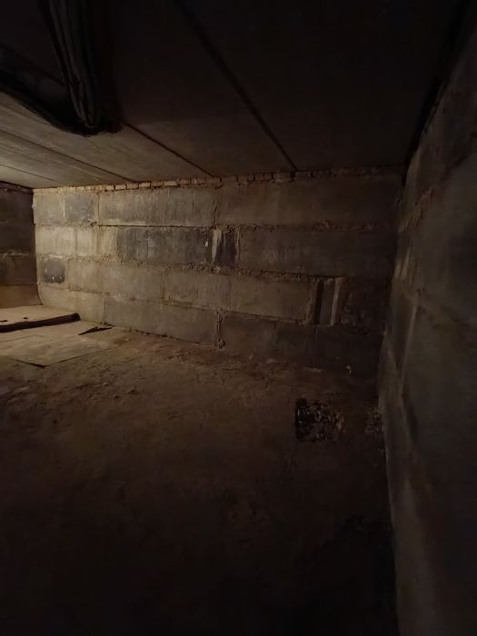 Продам нежитлове приміщення! Район Пивзавод. Вул. Ясна. ФАСАД. Цоколь!