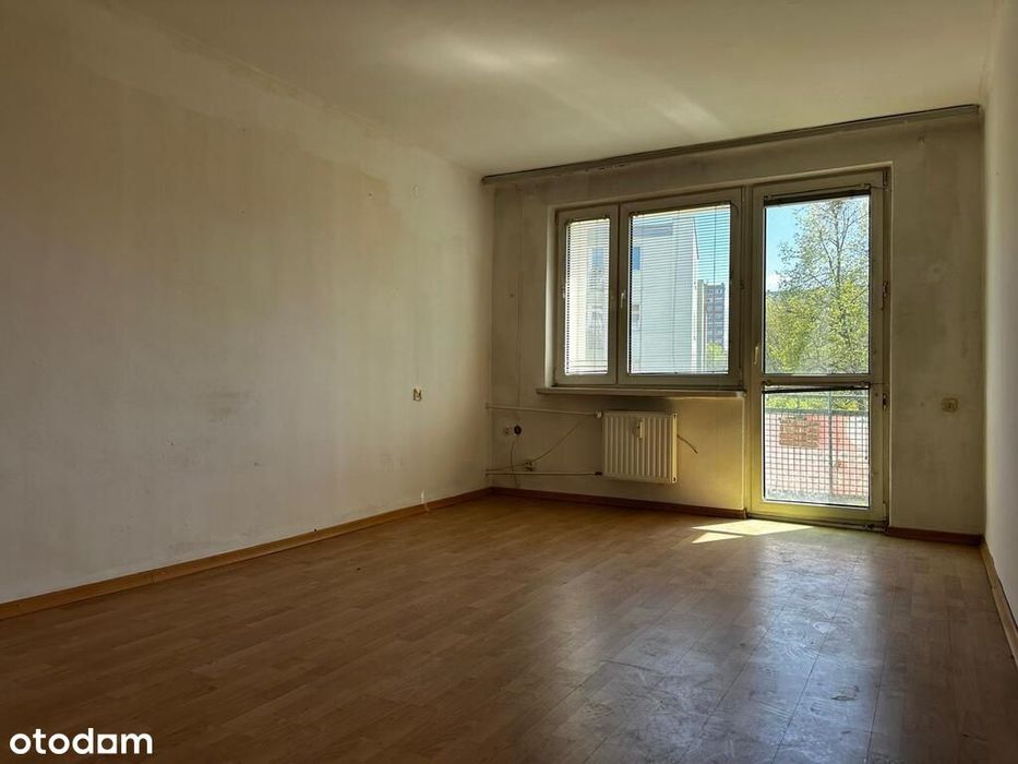 Mieszkanie 3‑pokojowe do remontu – 57,6 m²