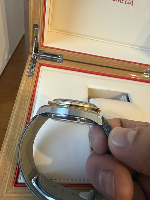Годинник Omega Speedmaster Professional Moonwatch Moonphase Co-Axial Chronograph 44