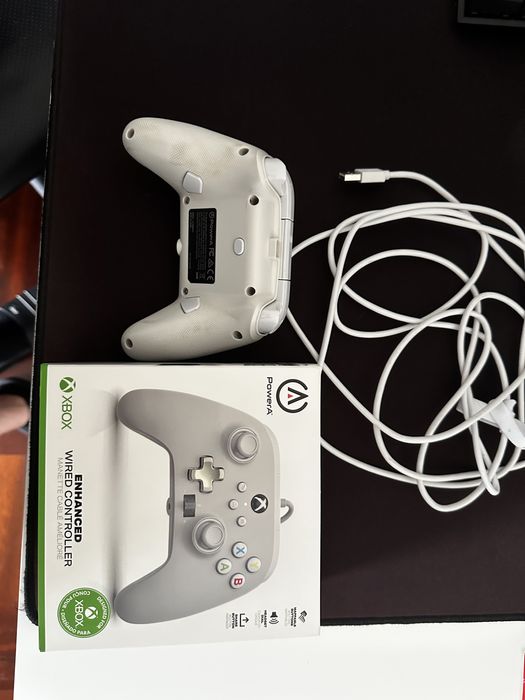 Xbox PowerA Enhanced Controller64584417584771123