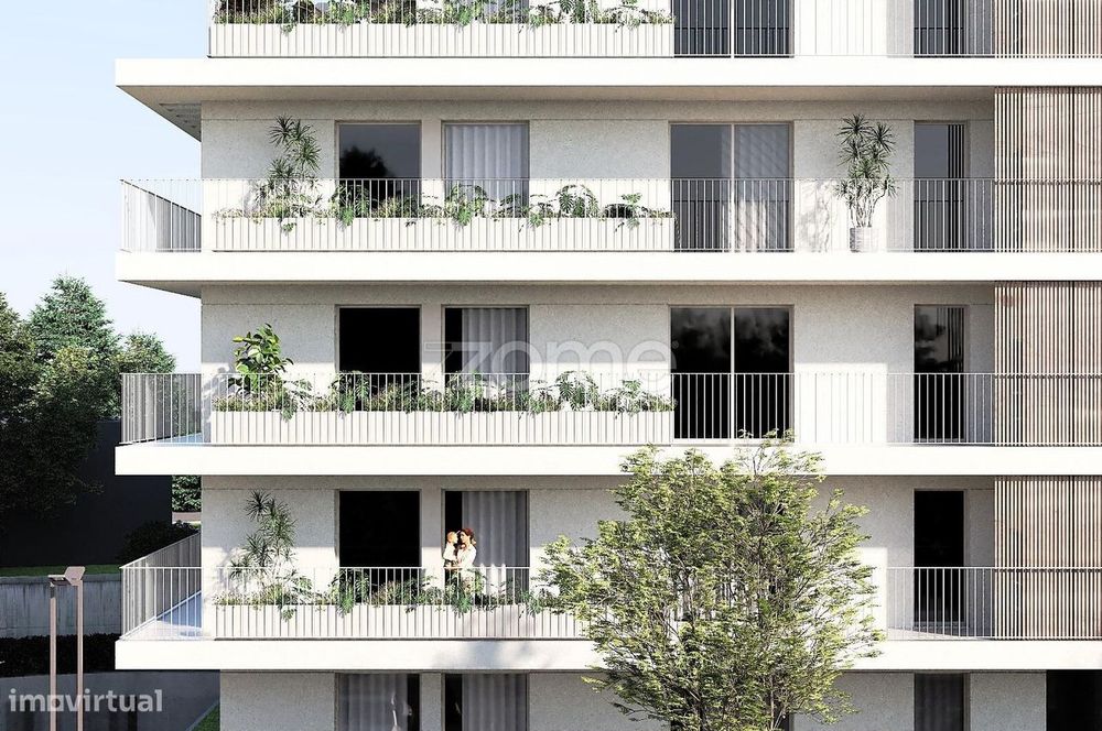 Apartamento T2 com garagem e varanda em S. Vicente