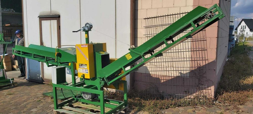 Rozdrabniacz, Rębak, RGW.100-8w2, 2 worki, grubość cięcia gałęzi 9cm