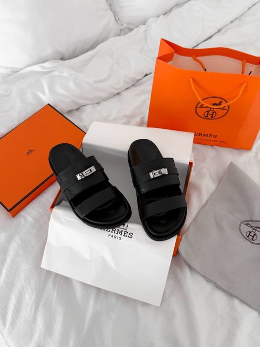 Тапочки, шльопанці Hermès Jackson Sandal Black