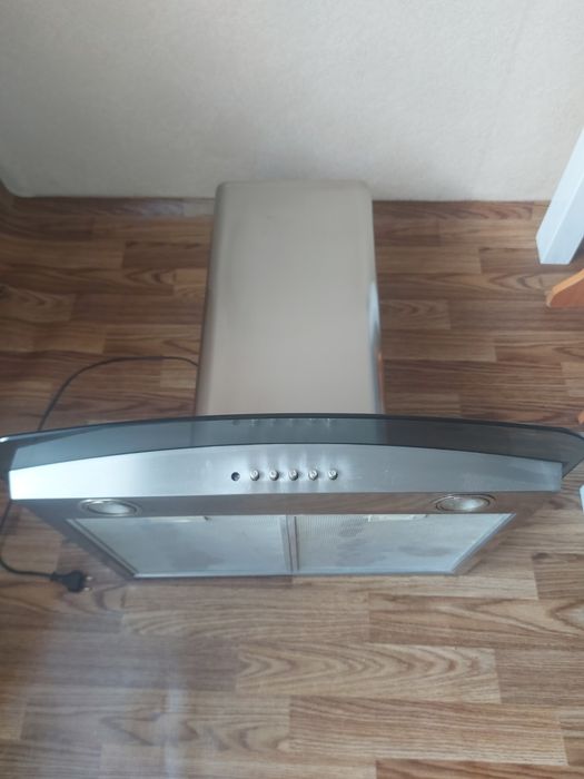 Витяжка на кухню