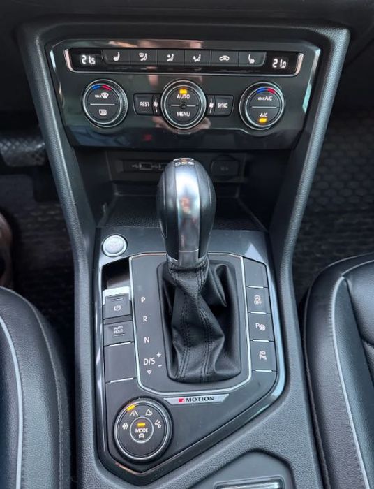 Volkswagen Tiguan 2019 R-line 2.0