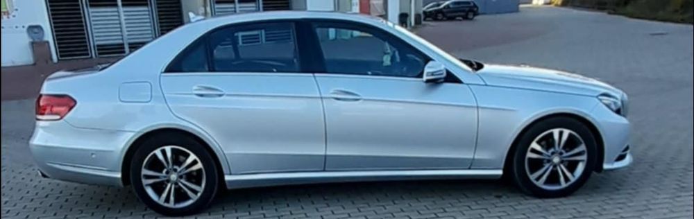 Mercedes-Benz E200 W212  2015 benzyna