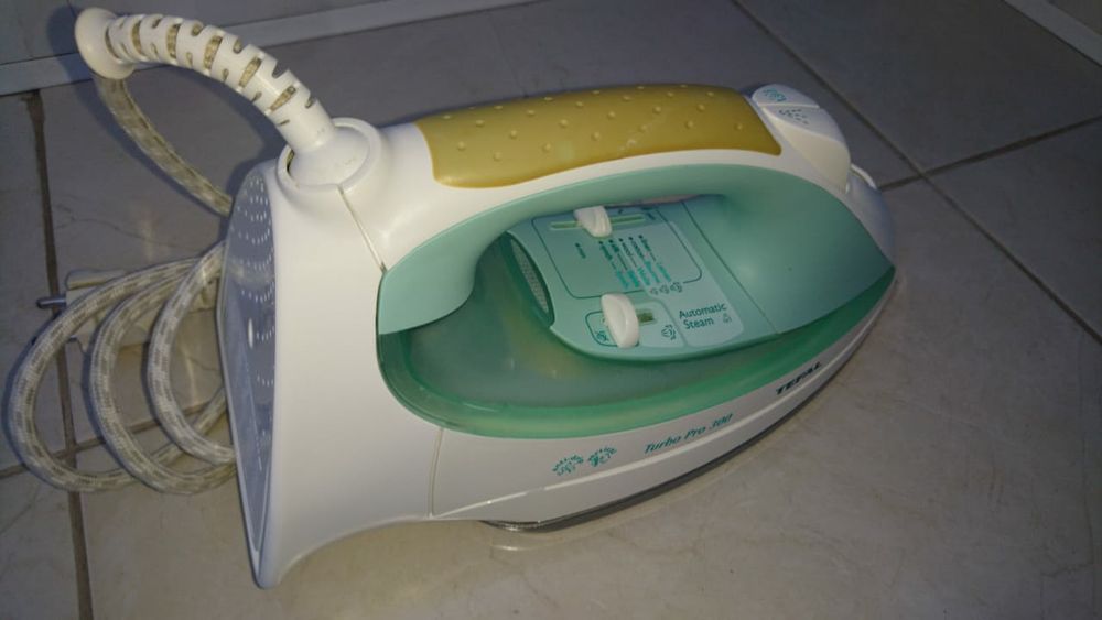Утюг Tefal Turbo Pro 300 2700
