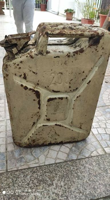 Jerrycan Militar de 1974