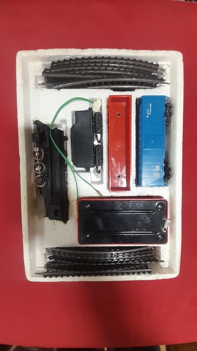 Comboio Antigo a Pilhas