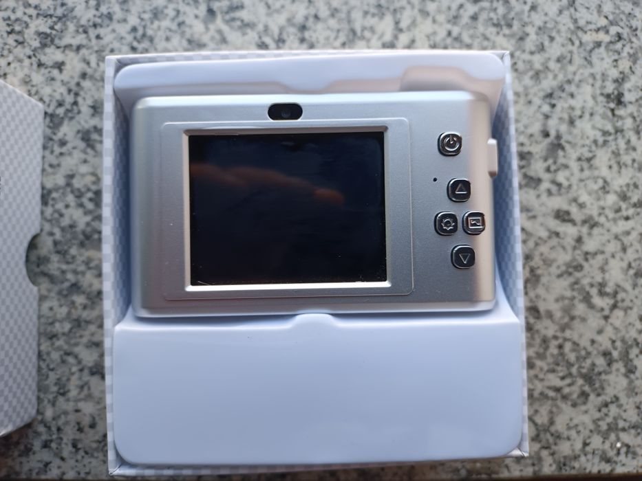 Câmara fotográfica nova