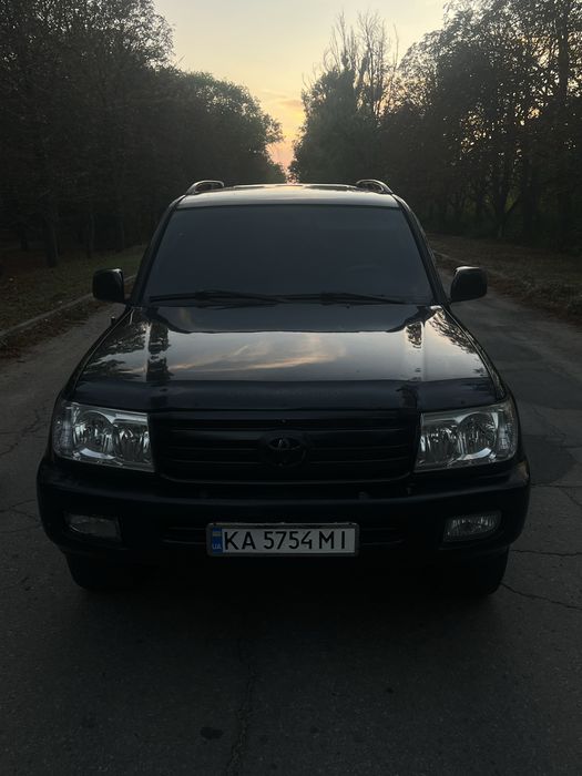 Продам Toyota Land Cruiser 100 4.2D