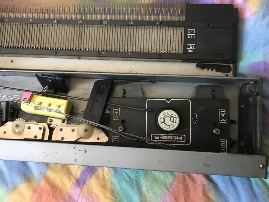 Вязальная машина нева5