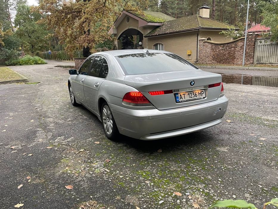 BMW 730i 2003рік газ/бензин
