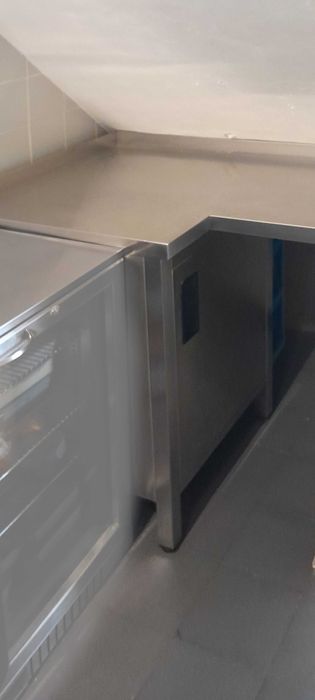 Equipamento restaurante - Bancadas, Frigorifico, Estante, Lavaloiça