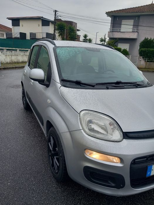 Fiate panda Nacional cinza prata