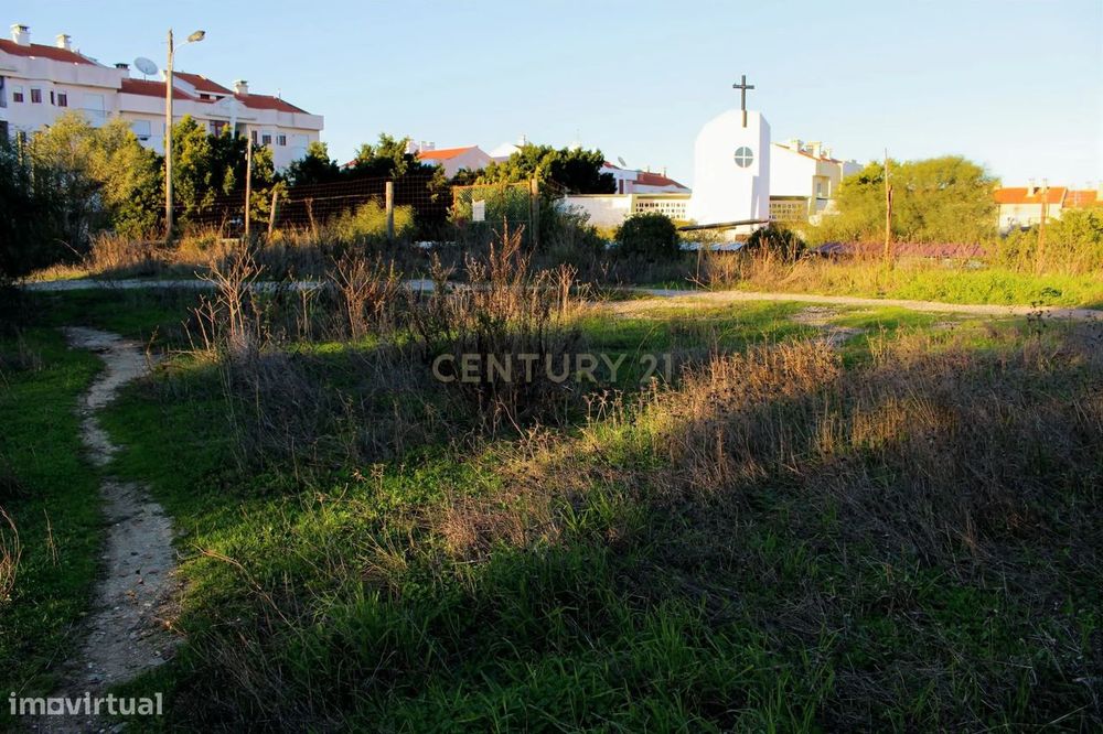 Dois lotes de terreno rústico – Vila Nova de Caparica