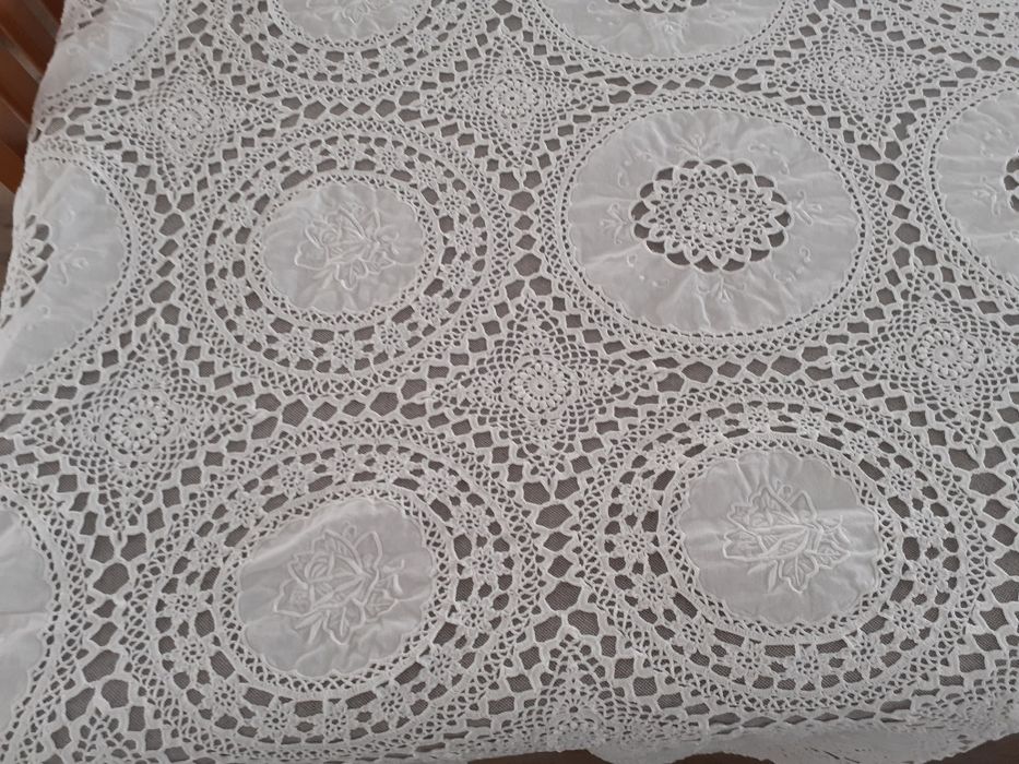 Toalha em croché feita mao