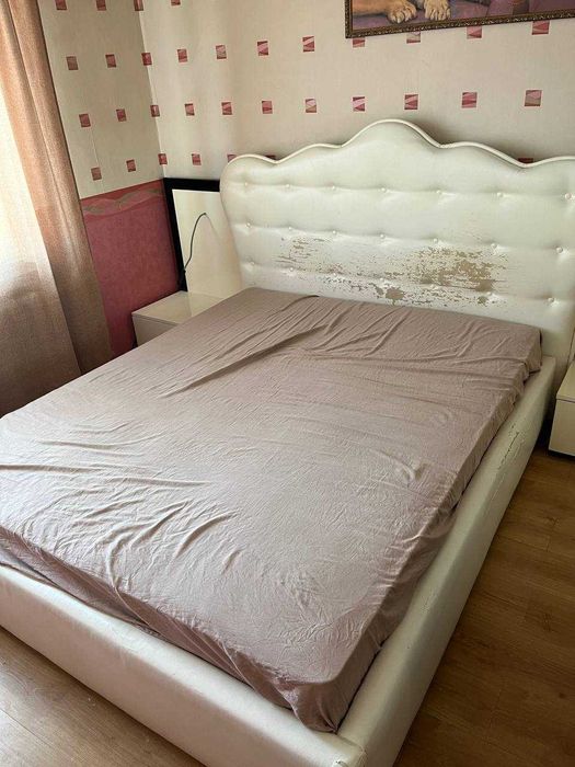 Кровать з підйомним механізмом. двохспальня