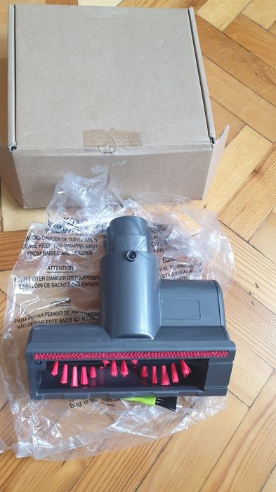 Щетка для шерсти dyson
