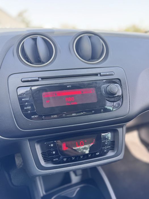 SEAT IBIZA 1.2 i de 2008 nacional full extras