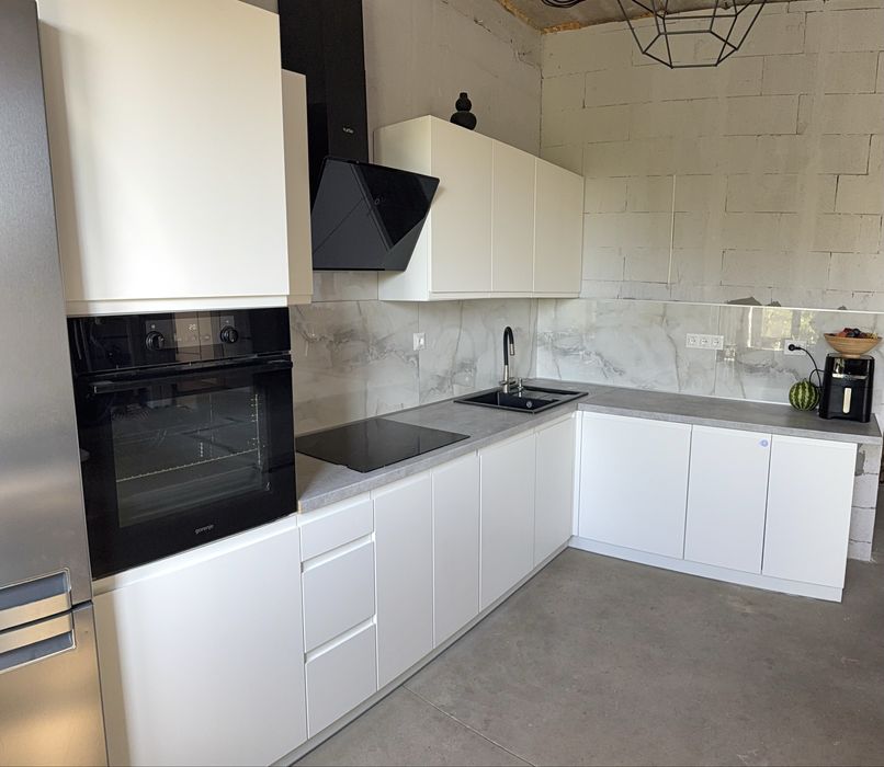 Продам кухню б/в