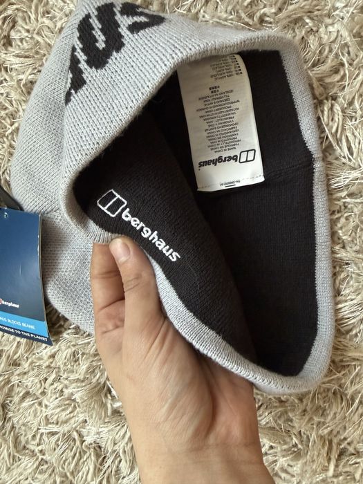 Czapka berghaus zima