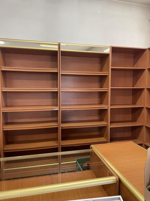 Likwidacja sklepu- lady polki itp