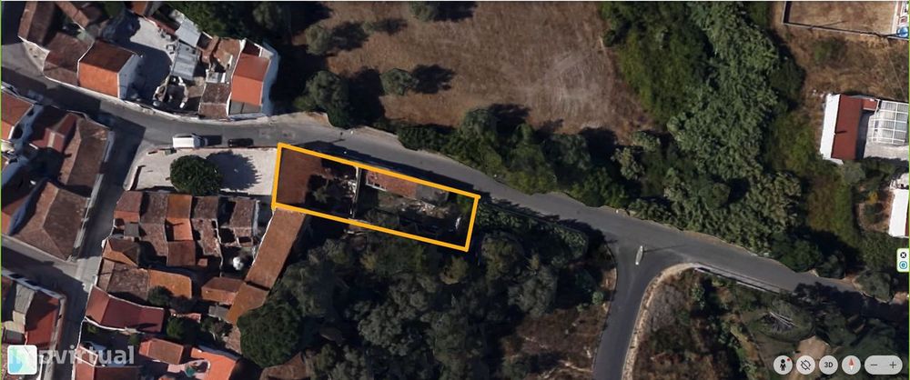 Terreno com Construção no Centro do Cartaxo – 540 m²