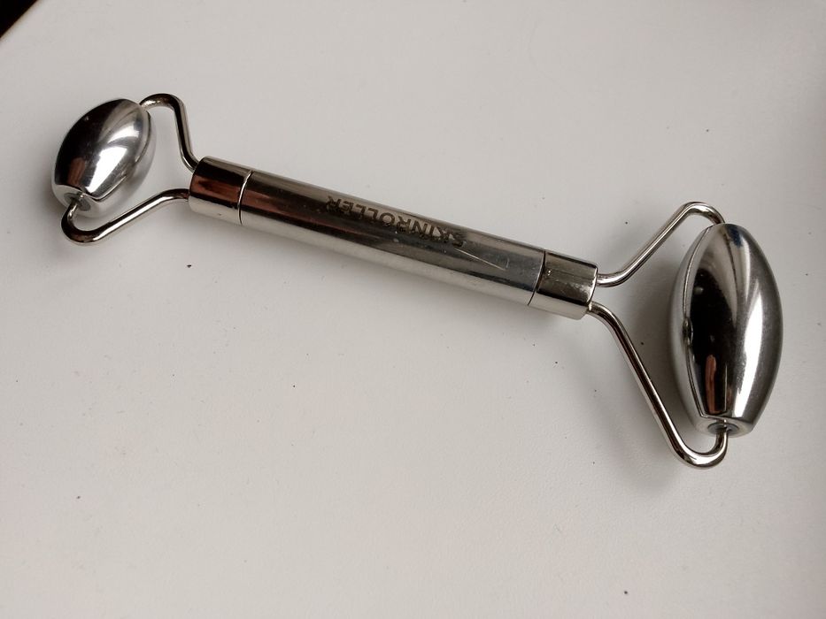 Массажёр для лица и шеи сталь