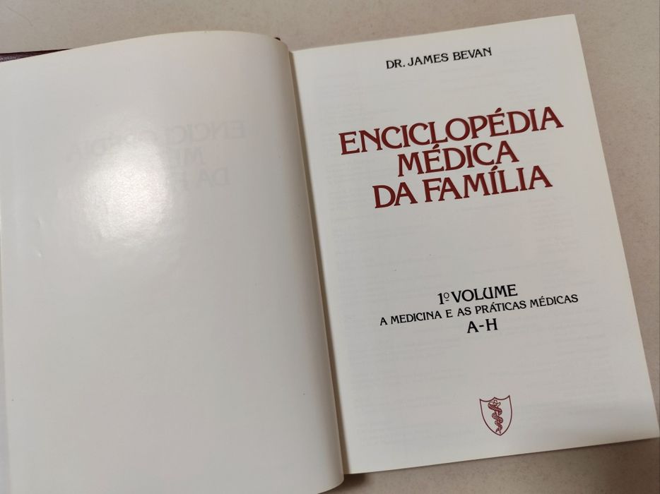 Enciclopédia Médica de Família - Dr James Bevan