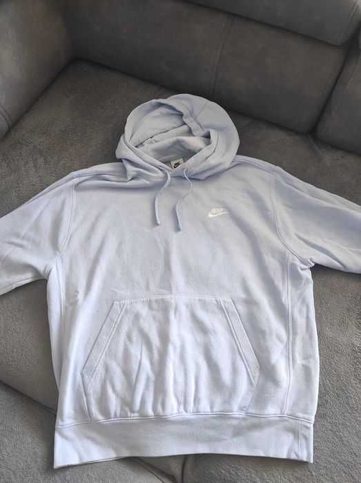 Trzy bluzy Nike r.M  męskie lub dla chłopaka r.m