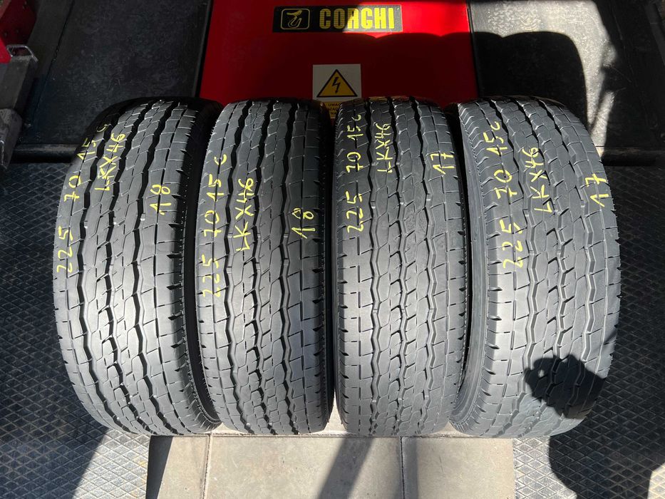 Opony letnie 225/70/R15C Firestone Vanhawk 2 / 9mm - 4 sztuki