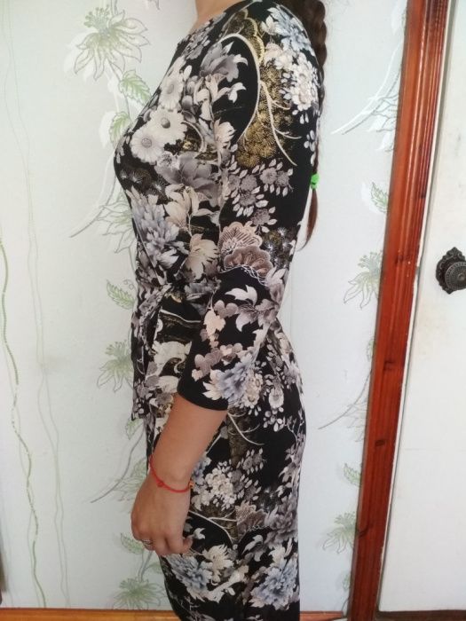 Платье 46 размера.