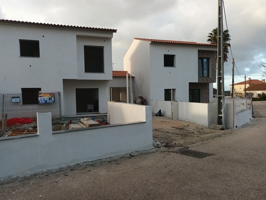 FMV REVESTIMENTO, Fazemos remodelação completa interior e exterior .