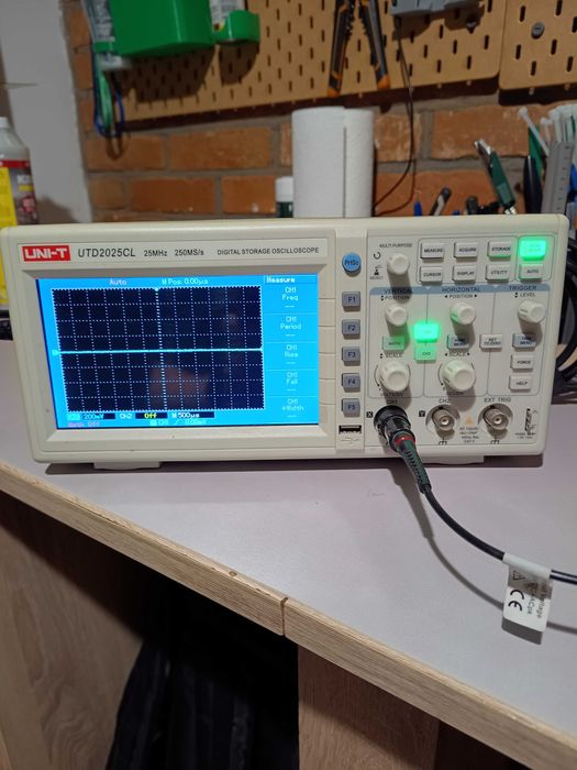 Oscyloskop UNI-T UTD2025CL