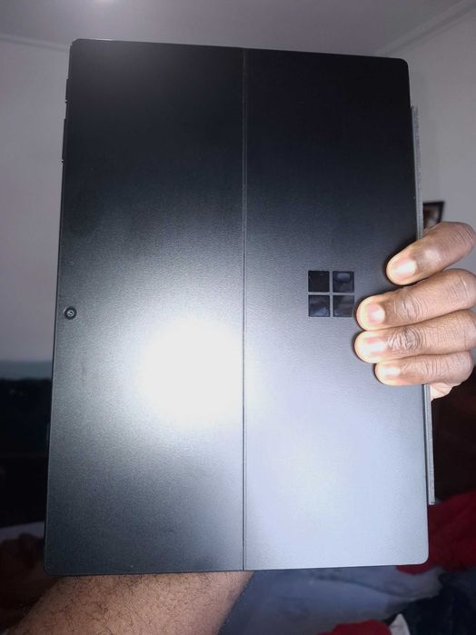Surface Pro 7 i5 | 8GB | 256GB SSD | Teclado | Excelente estado