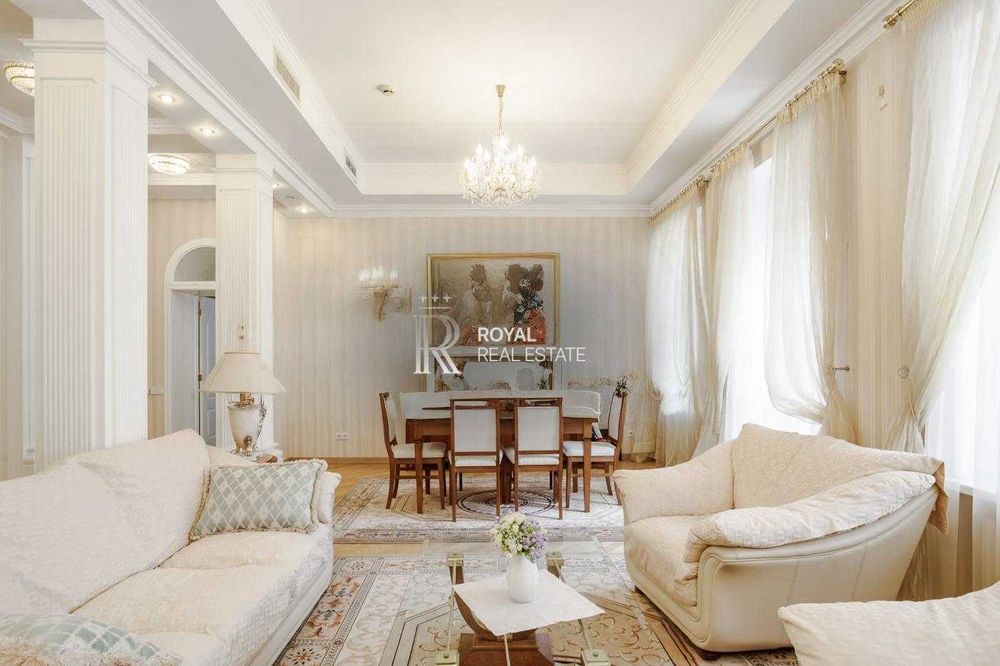 Продаж Дворівнева Квартира 5кім. 325м2 вул. Софіївська Метро Паркінг