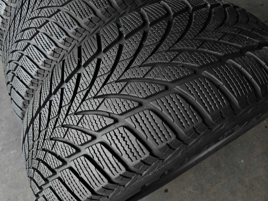 R18 235 55 шини зимові Goodyear Ultra Grip Ice 2 хороший стан