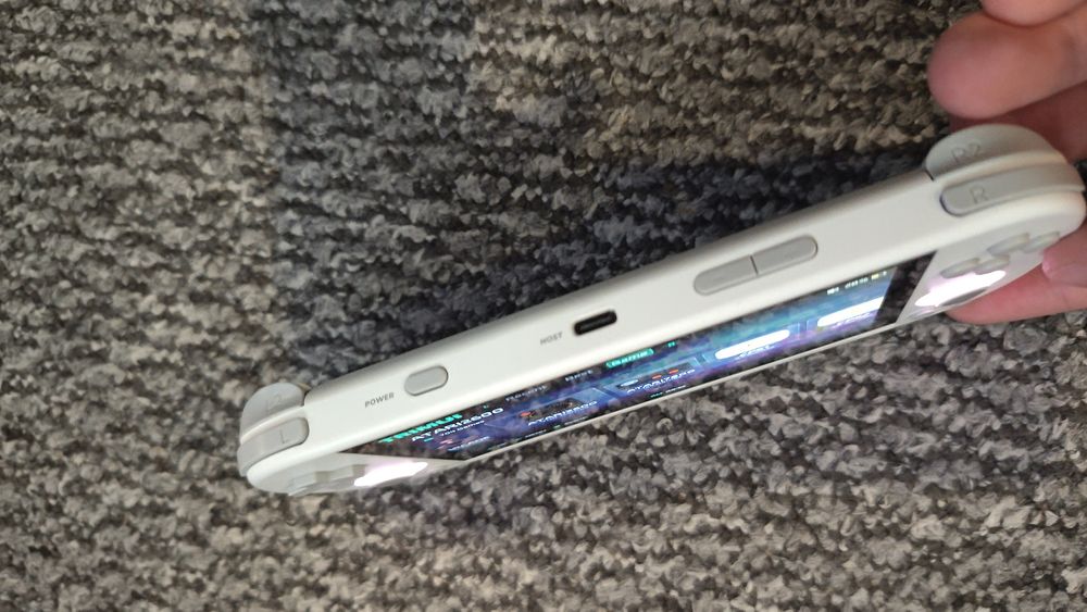 Konsola przenośna Trimui smart pro