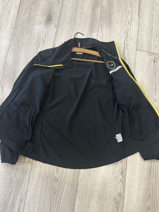 олімпійка вітровка Nike livestrong