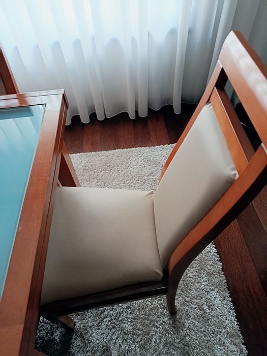 6 cadeiras de sala de jantar
