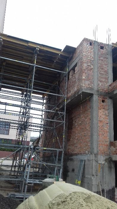 Фундамент,басейн, колони бетонні (монолітні) перекриття,підпірні стіни