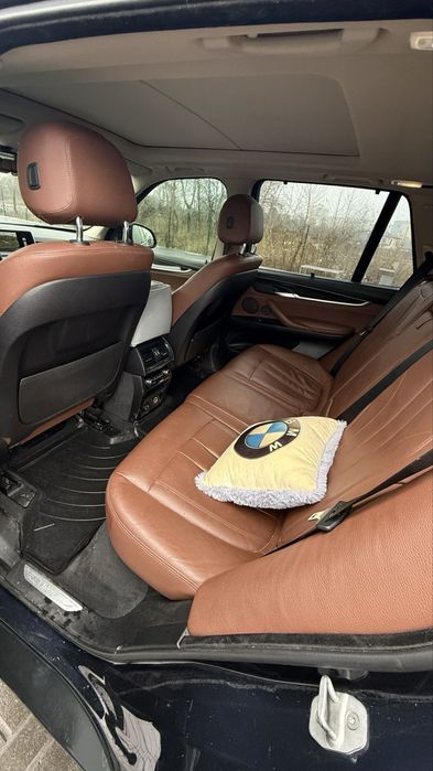 Продам срочно х5 2015 г 100 т пробег обмен