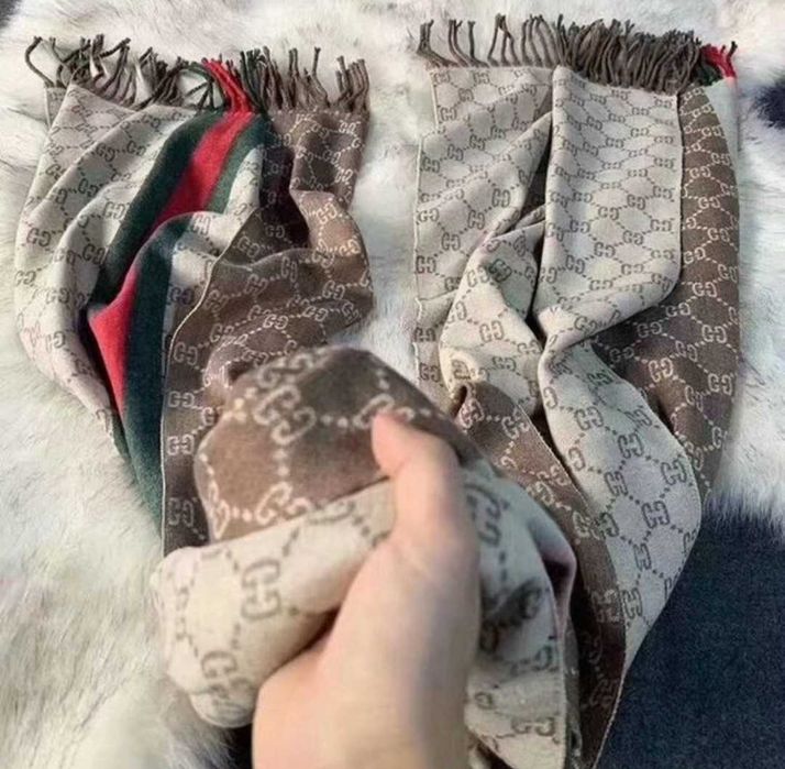 Duzy szal Gucci  kaszmir