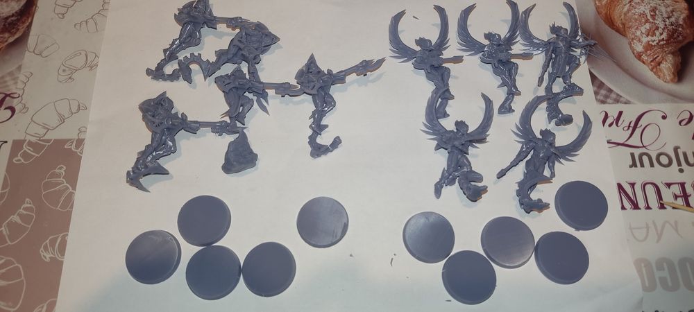 Друкую космічних єльфів днд, настолка. 40к 3д друк. Warhammer